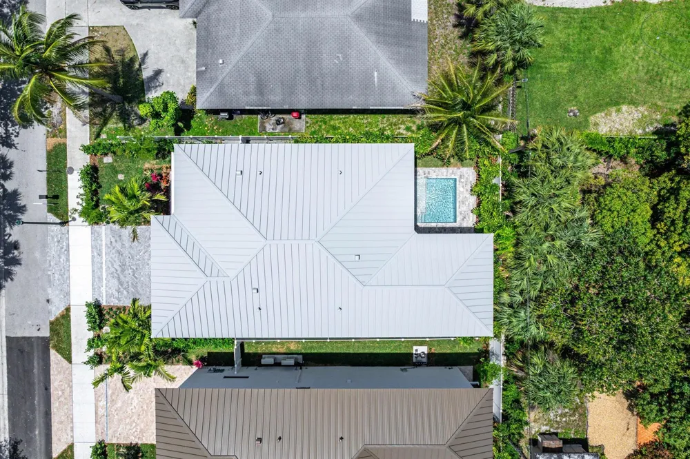207 SE 5th Street Delray Beach, FL 33483