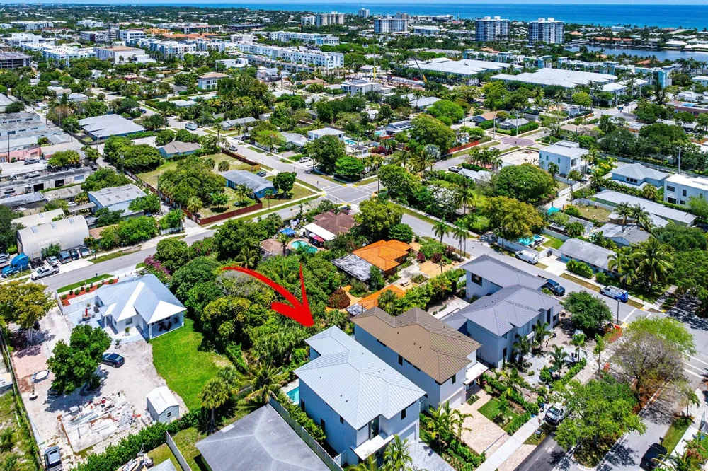 207 SE 5th Street Delray Beach, FL 33483