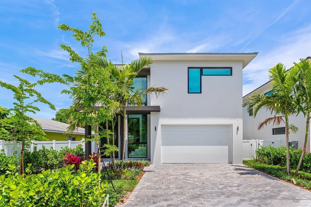 207 SE 5th Street Delray Beach, FL 33483