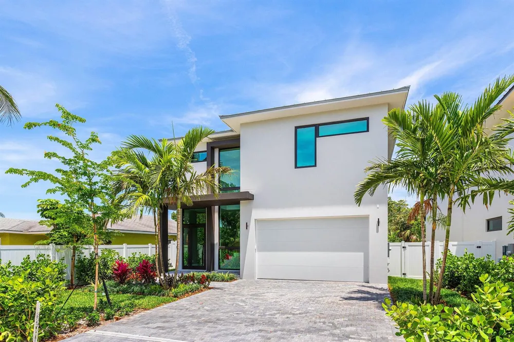 207 SE 5th Street Delray Beach, FL 33483