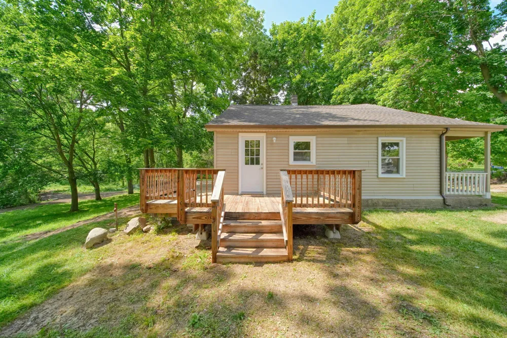 10500 Moscow Road Jonesville, MI 49250