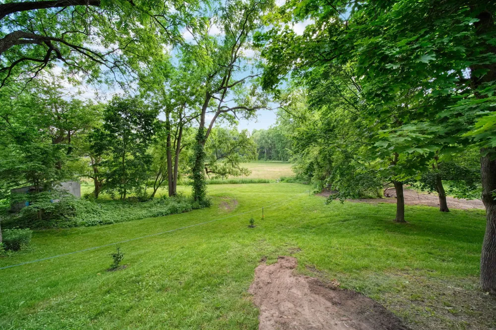 10500 Moscow Road Jonesville, MI 49250
