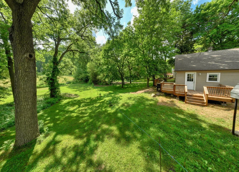 10500 Moscow Road Jonesville, MI 49250