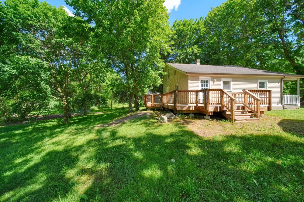 10500 Moscow Road Jonesville, MI 49250