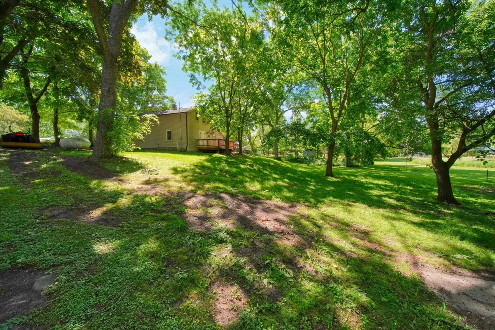 10500 Moscow Road Jonesville, MI 49250