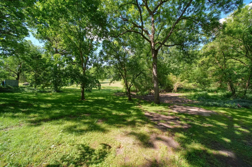 10500 Moscow Road Jonesville, MI 49250