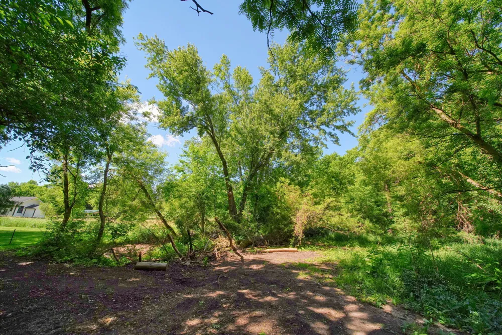 10500 Moscow Road Jonesville, MI 49250