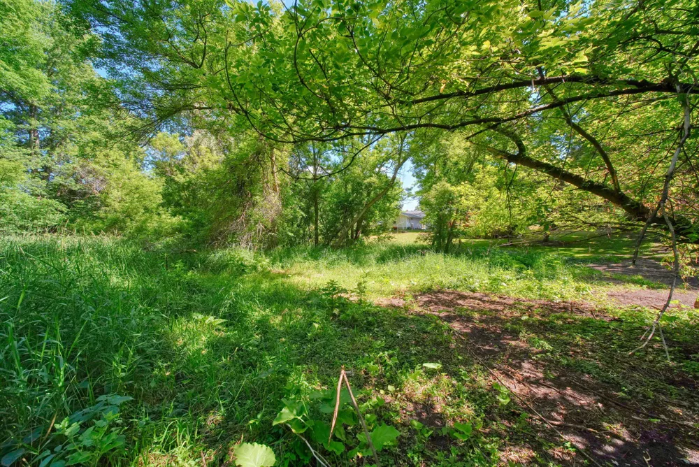 10500 Moscow Road Jonesville, MI 49250