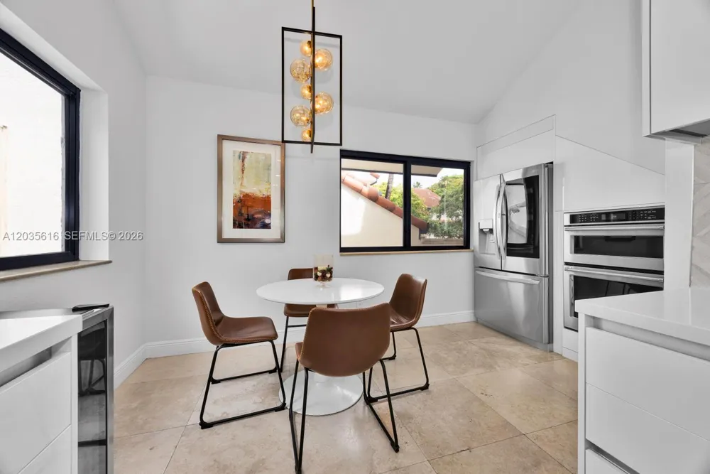 2000 S Bayshore Dr #65 Miami, FL 33133