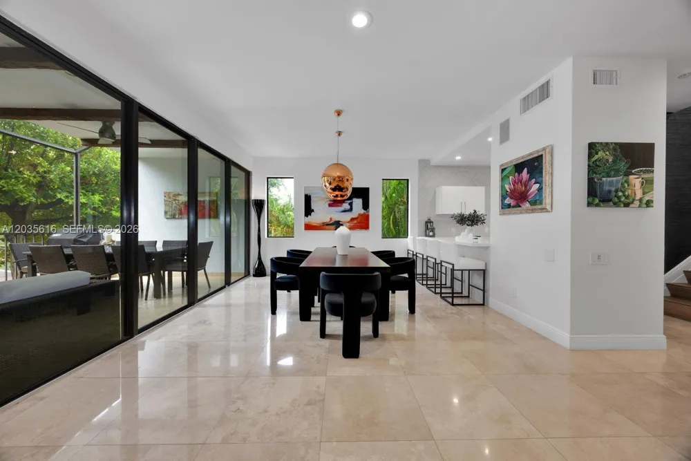 2000 S Bayshore Dr #65 Miami, FL 33133