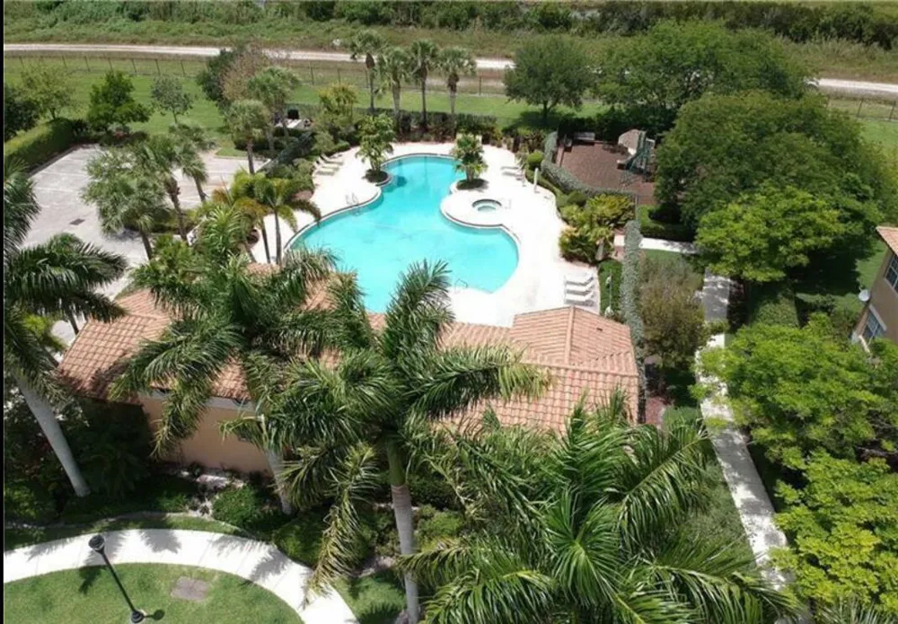 7911 NW 128th Lane #11-c Parkland, FL 33076