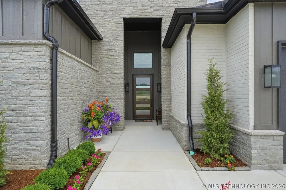 4125 W 113th Place Jenks, OK 74037