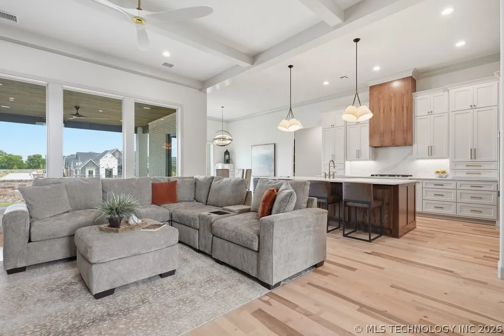 4125 W 113th Place Jenks, OK 74037