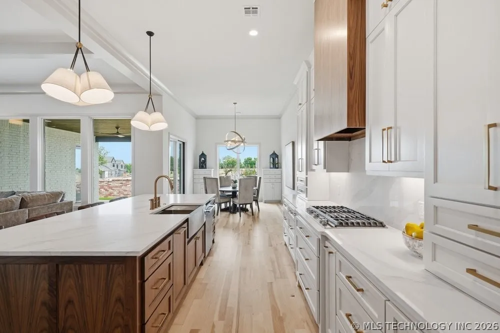 4125 W 113th Place Jenks, OK 74037
