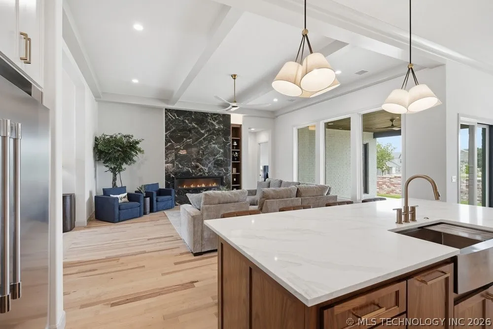 4125 W 113th Place Jenks, OK 74037