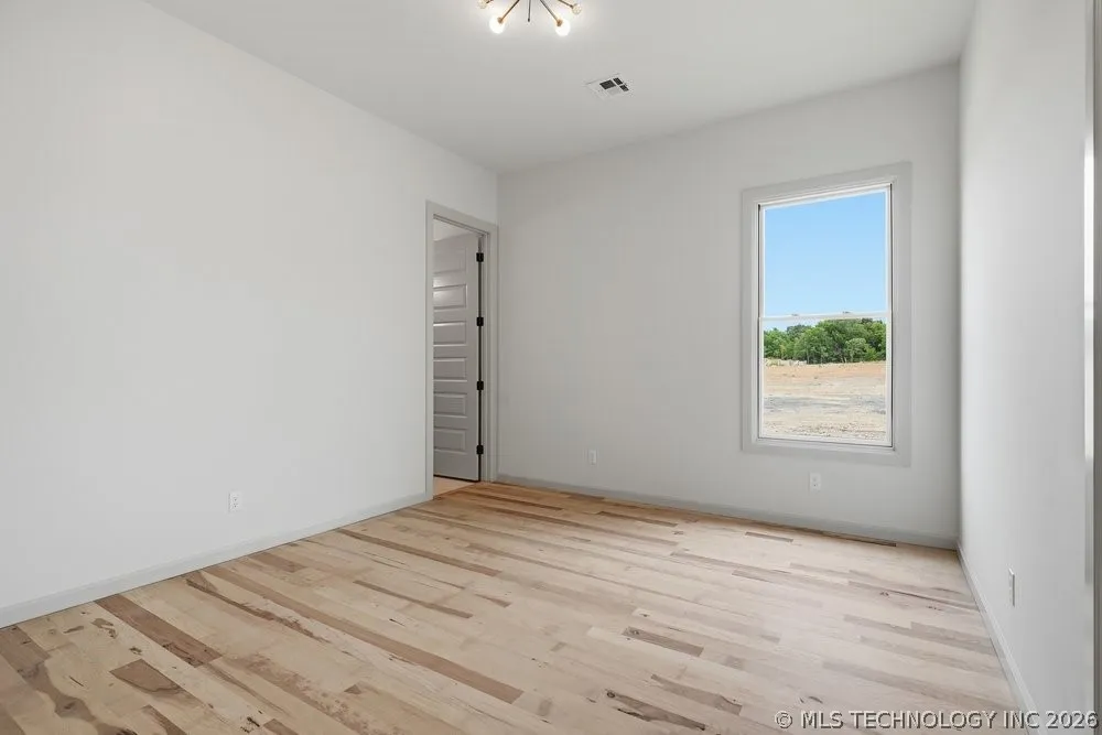 4125 W 113th Place Jenks, OK 74037