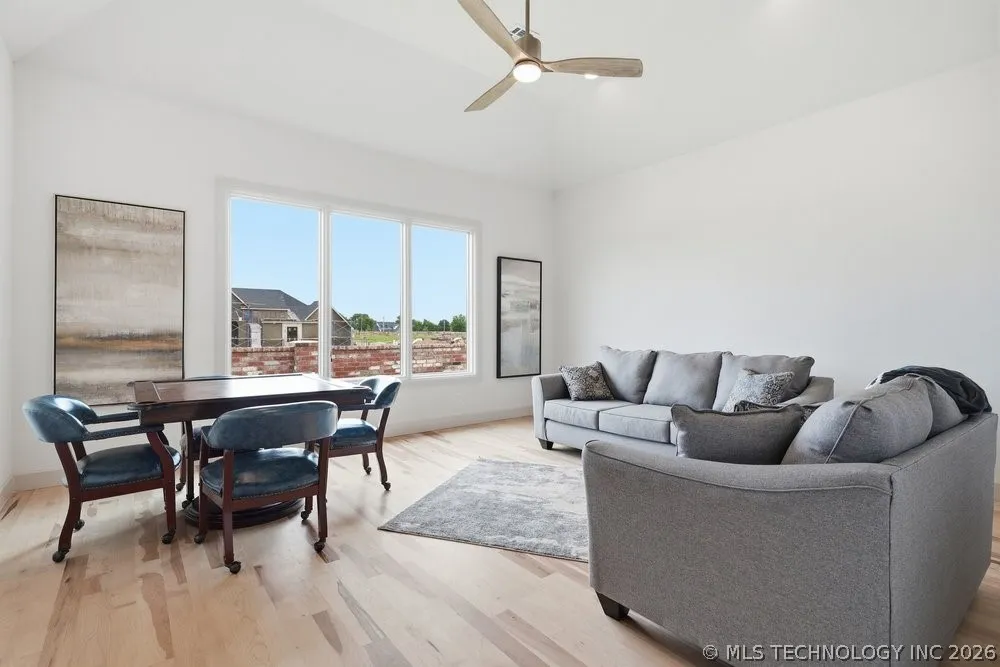 4125 W 113th Place Jenks, OK 74037