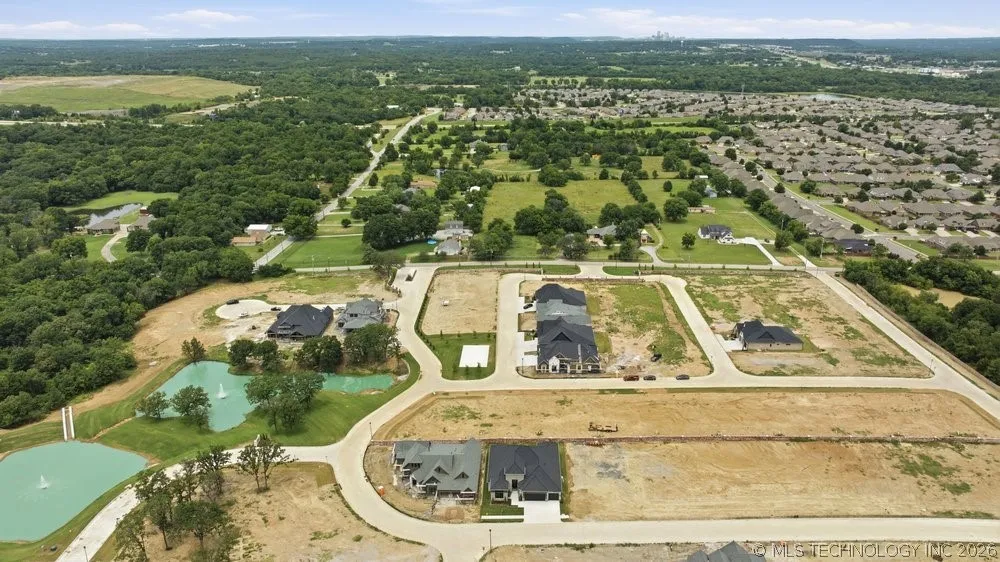 4125 W 113th Place Jenks, OK 74037