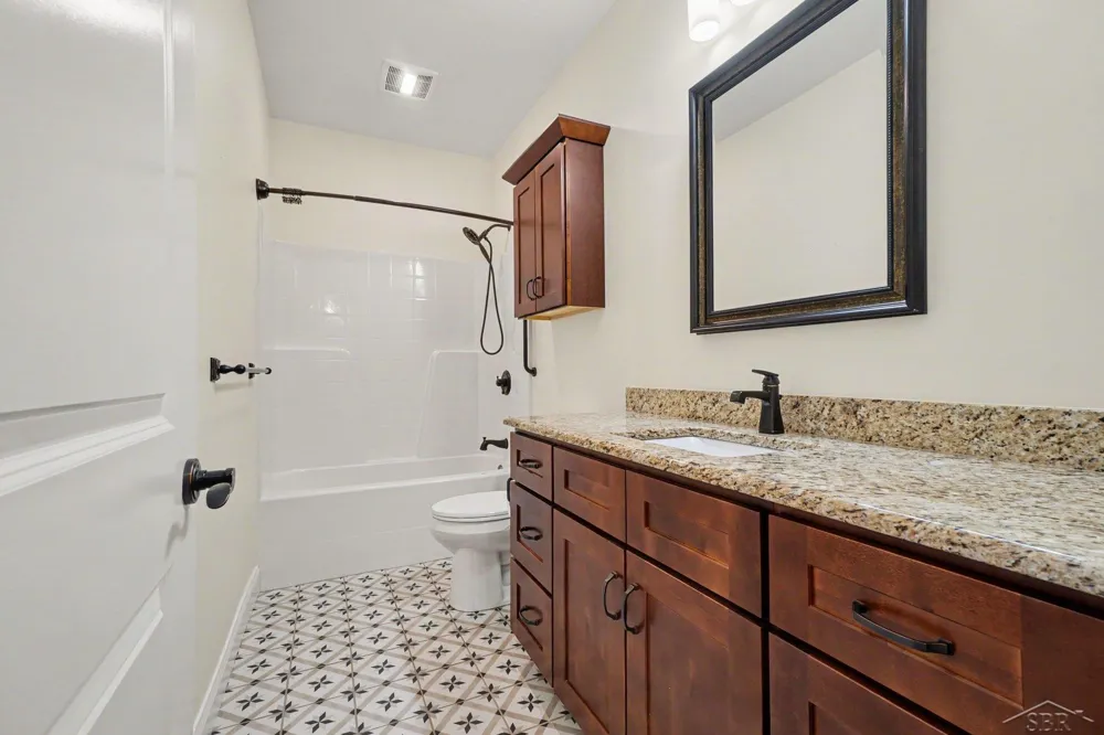 5409 Greenridge Drive Midland City, MI 48640