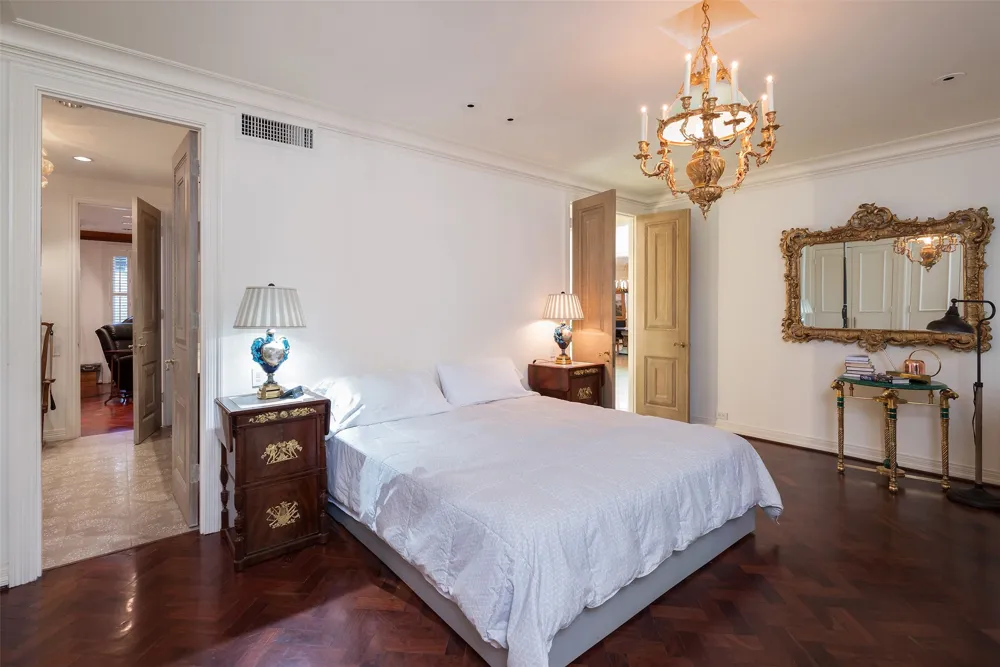 4009 Gillon Avenue Highland Park, TX 75205