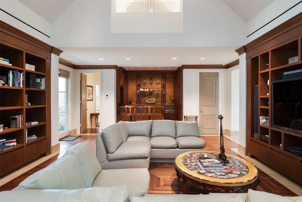 4009 Gillon Avenue Highland Park, TX 75205