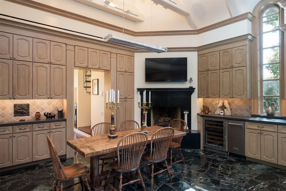 4009 Gillon Avenue Highland Park, TX 75205