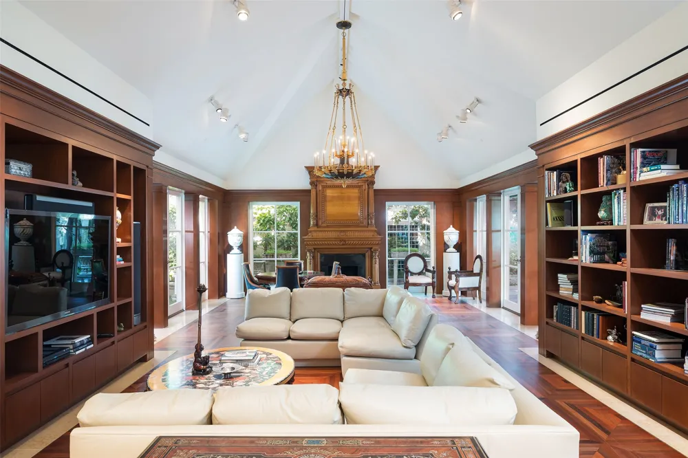 4009 Gillon Avenue Highland Park, TX 75205
