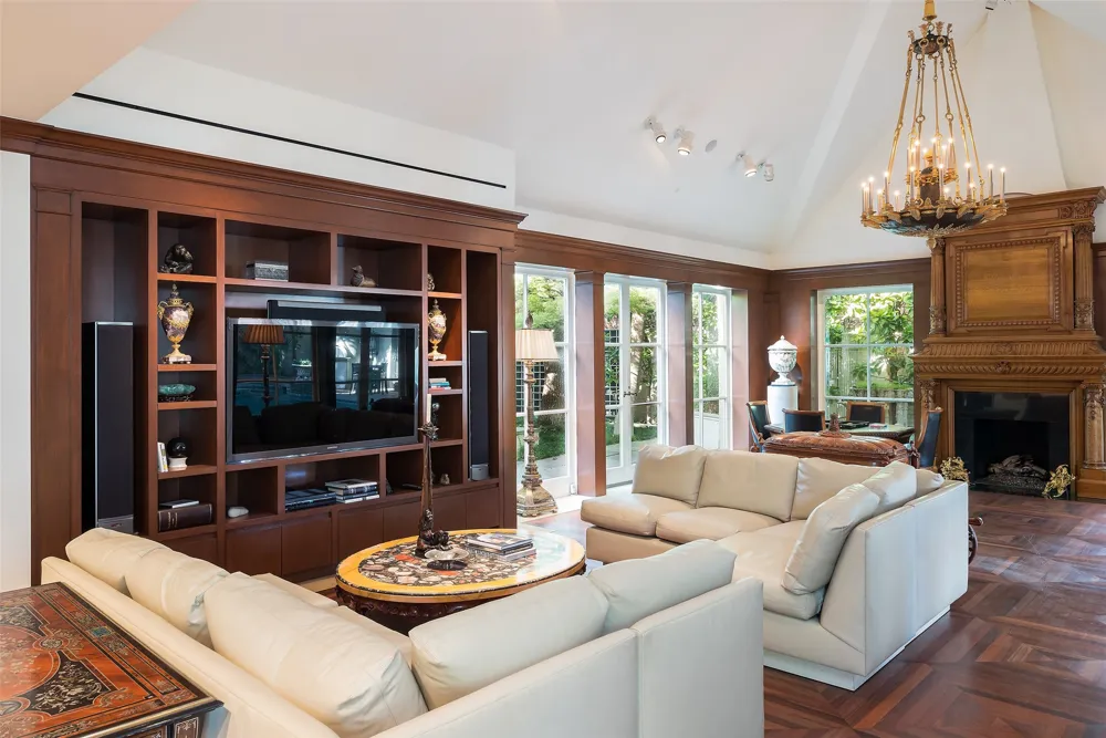 4009 Gillon Avenue Highland Park, TX 75205