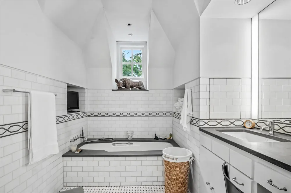 4009 Gillon Avenue Highland Park, TX 75205