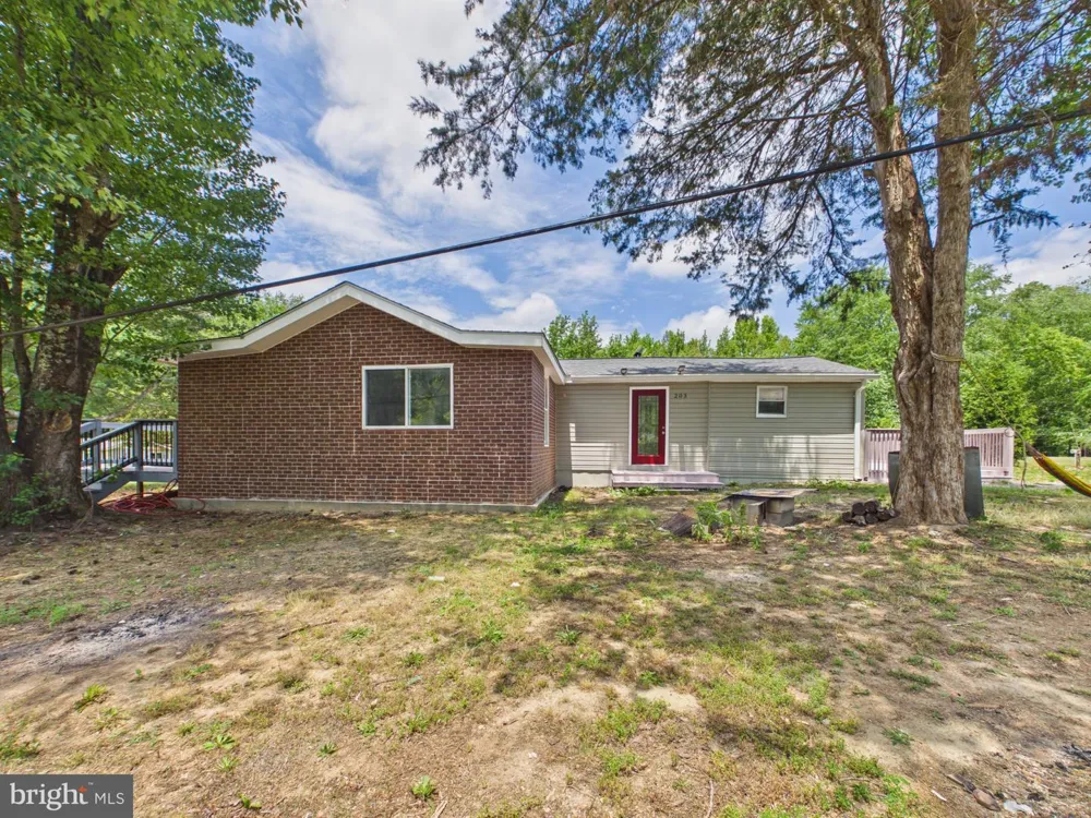 203 SHACKELFORD WELL ROAD Fredericksburg, VA 22406