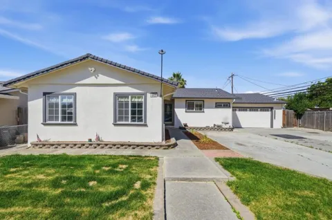 693 Bedivere Drive