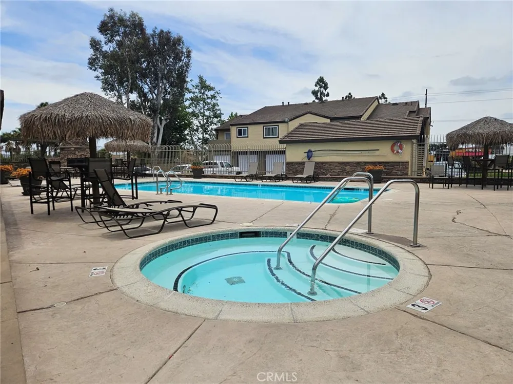5010 Los Morros Way #25 Oceanside, CA 92057