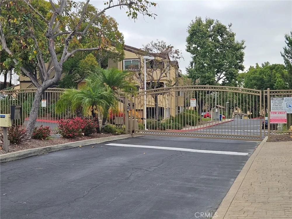 5010 Los Morros Way #25 Oceanside, CA 92057