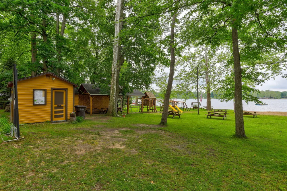 47202 Sunset Circle Arlington Township, MI 49026