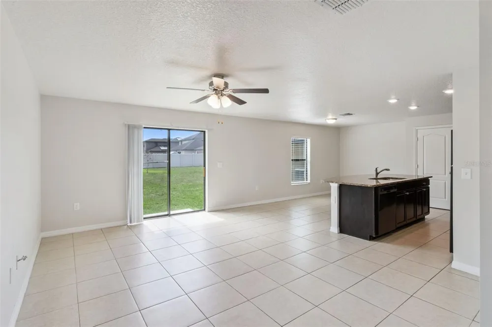 6547 BAIKAL PLACE Lakeland, FL 33805