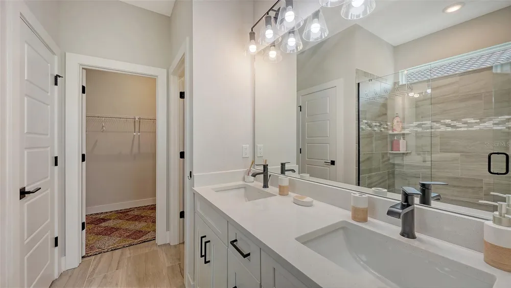 491 DAYLILY BOULEVARD Nokomis, FL 34275