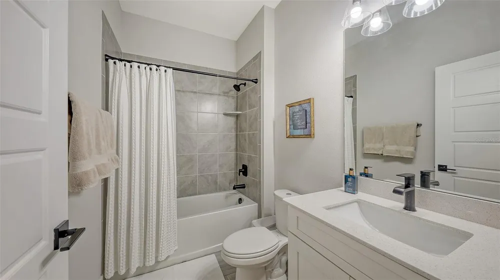 491 DAYLILY BOULEVARD Nokomis, FL 34275