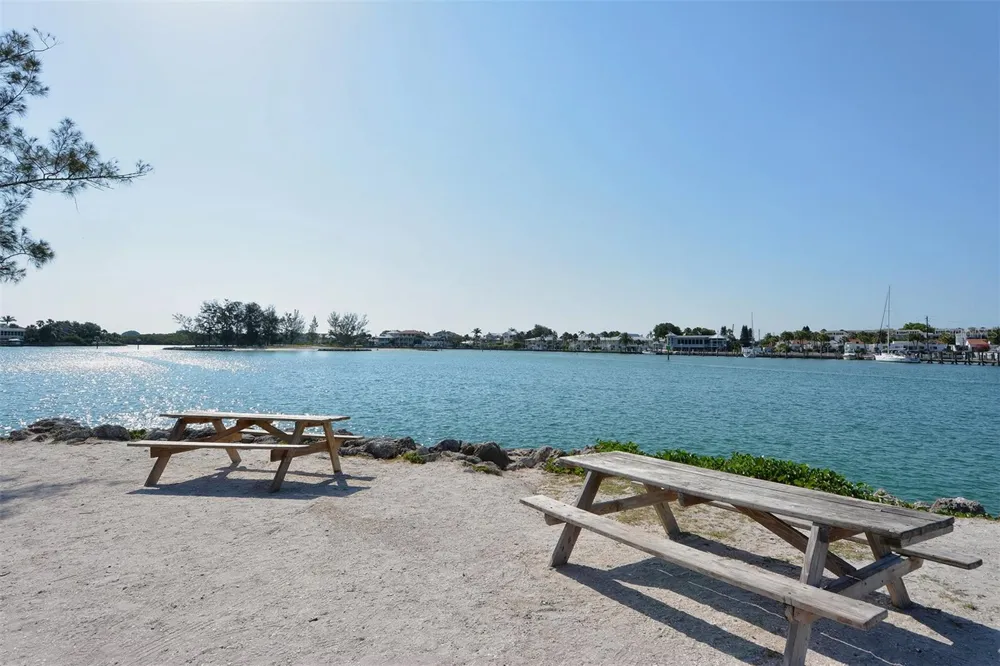 491 DAYLILY BOULEVARD Nokomis, FL 34275