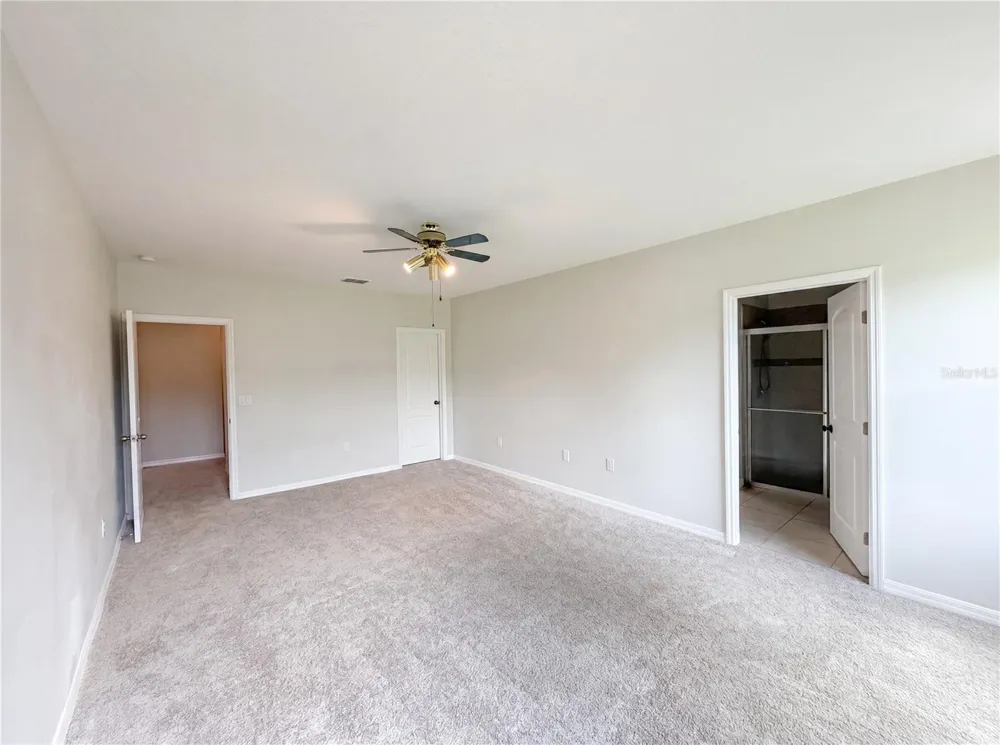 4876 GRASSY KNOLL DRIVE Tavares, FL 32778