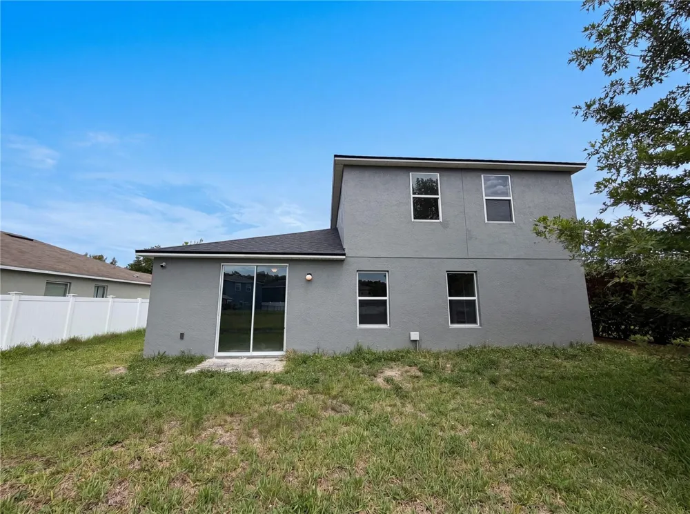 4876 GRASSY KNOLL DRIVE Tavares, FL 32778