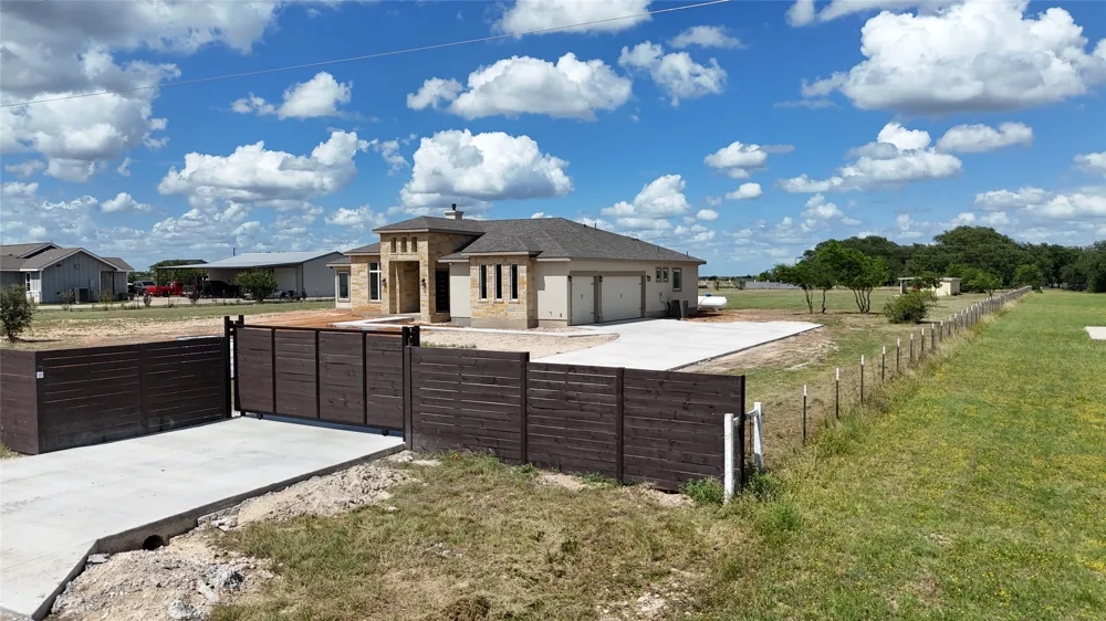 123 Lila Lane Bertram, TX 78605