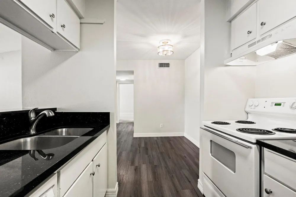 3300 Pebblebrook Drive #104 Seabrook, TX 77586