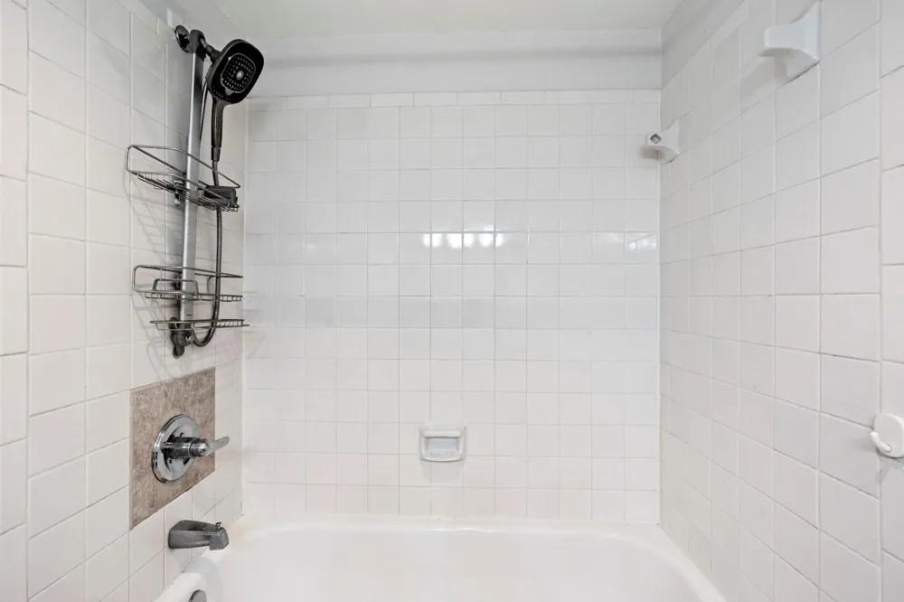 3300 Pebblebrook Drive #104 Seabrook, TX 77586