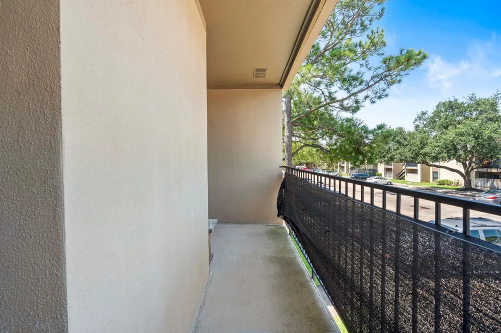 3300 Pebblebrook Drive #104 Seabrook, TX 77586