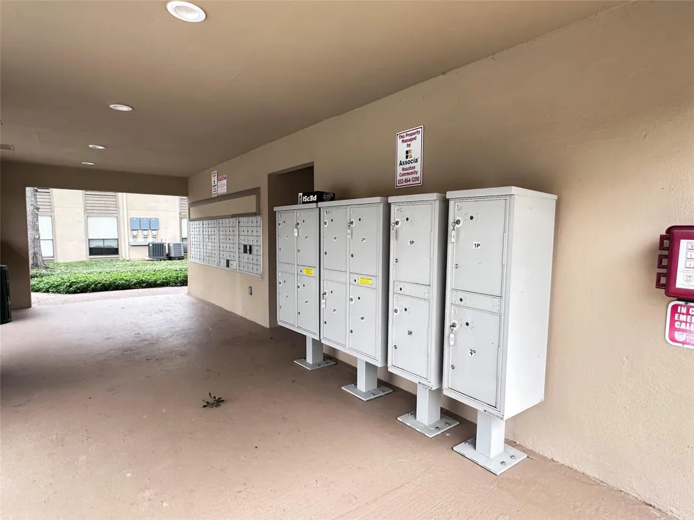 3300 Pebblebrook Drive #104 Seabrook, TX 77586