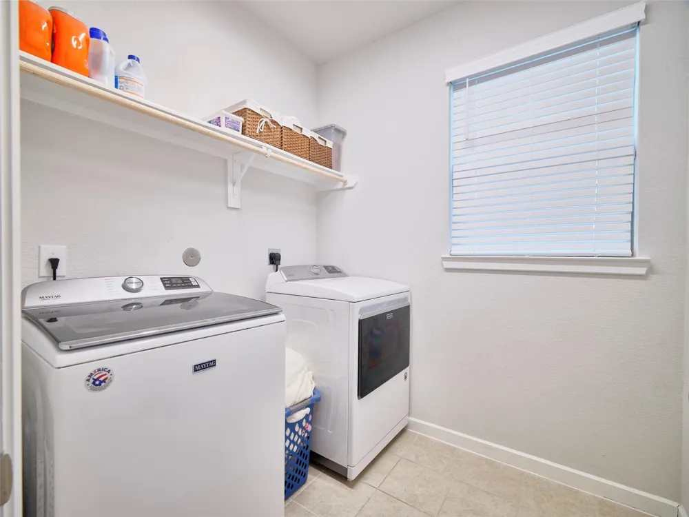 400 Beken Cove Lane La Porte, TX 77571