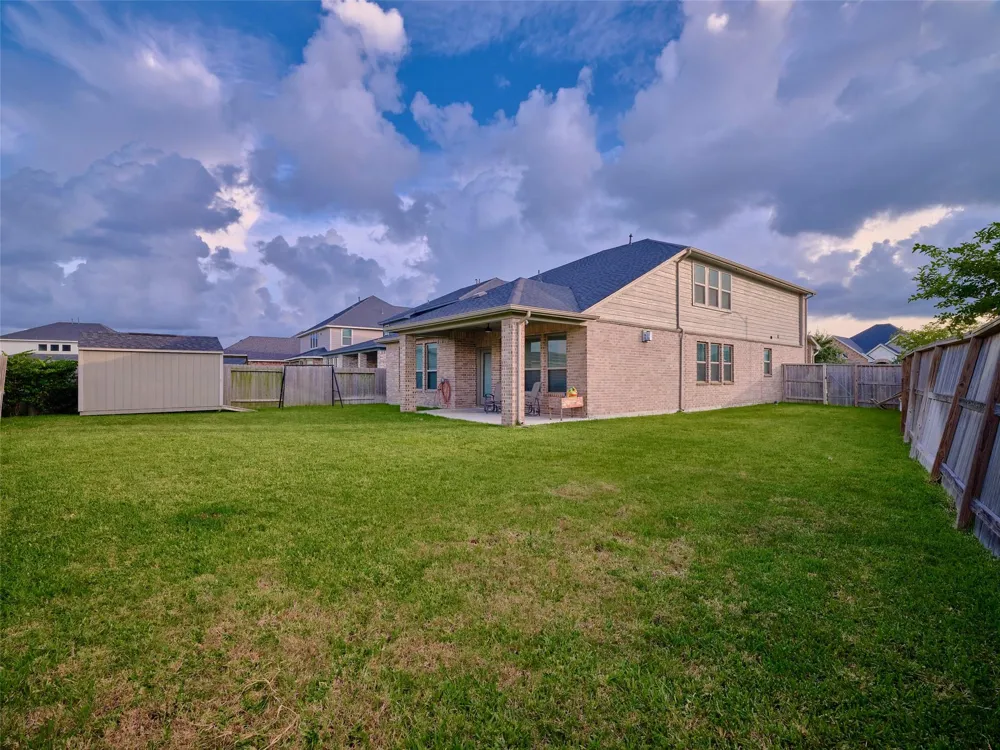 400 Beken Cove Lane La Porte, TX 77571
