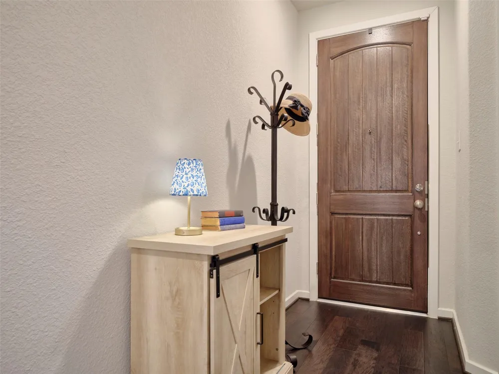 400 Beken Cove Lane La Porte, TX 77571