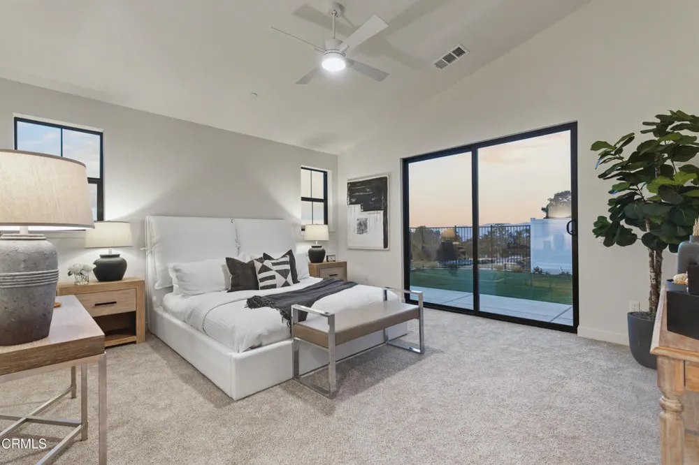 16 W Pine Street Altadena, CA 91001