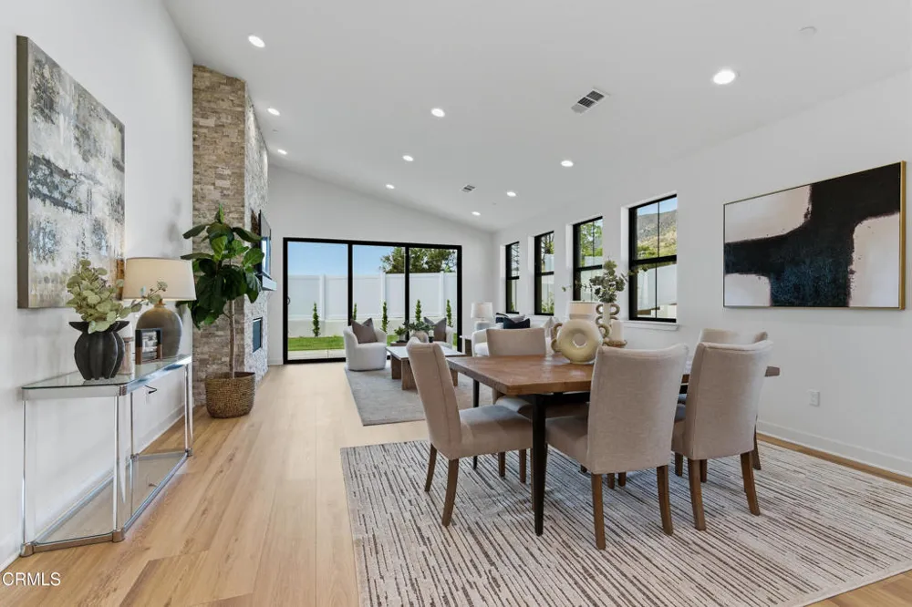 16 W Pine Street Altadena, CA 91001